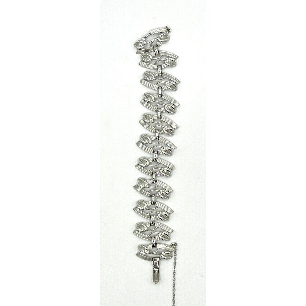 Vintage Bracelet Signed CORO Silvertone Security Clasp and Chain‎ Extender